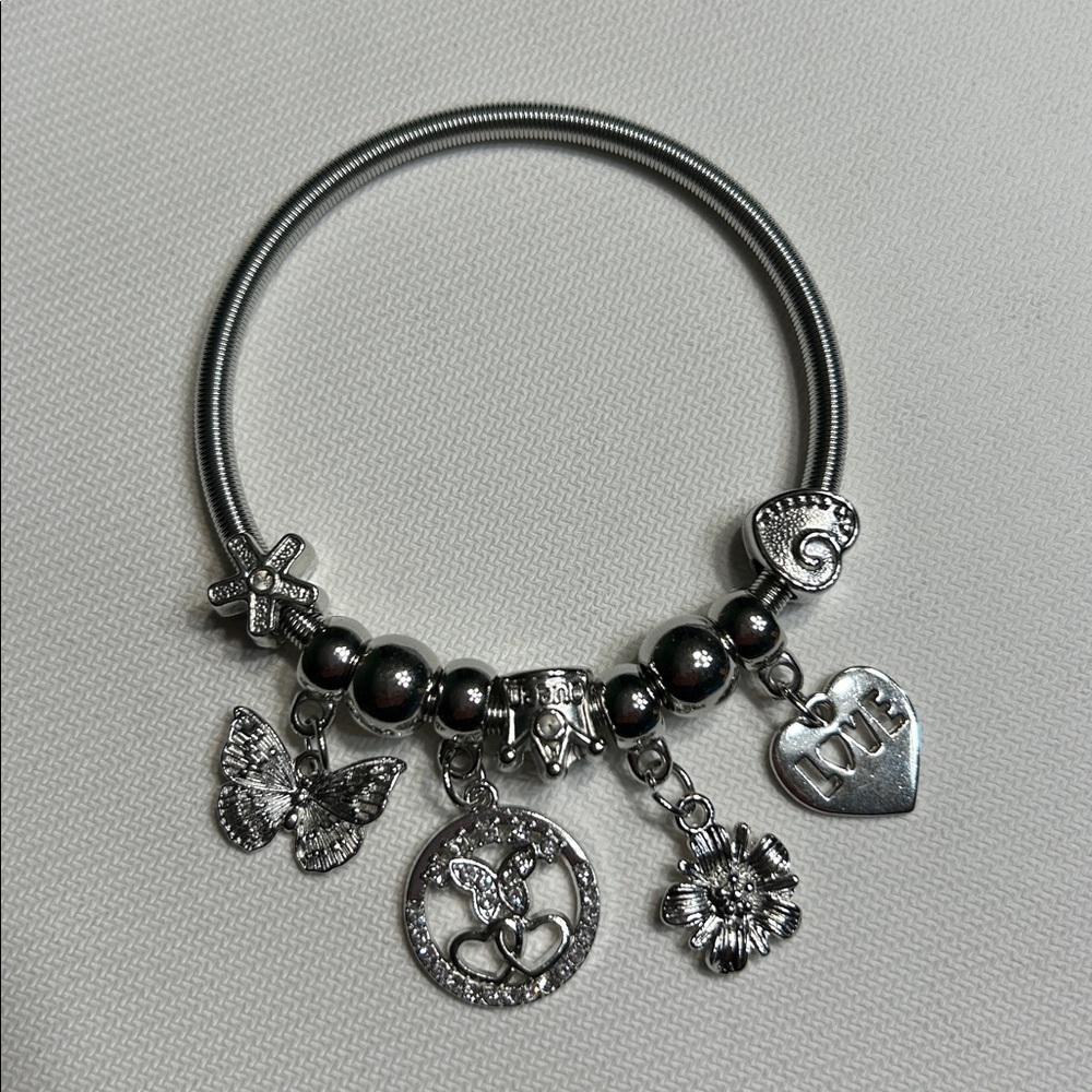 Pandora-style Silver Tone Charm Bracelet‎ with Dangling Charms New